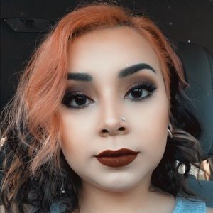 Meet your Posher, Karla